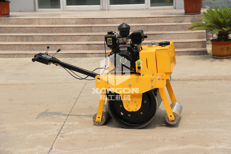 原來(lái)這才是小型振動(dòng)壓路機(jī)不震動(dòng)的原因！看完哭了