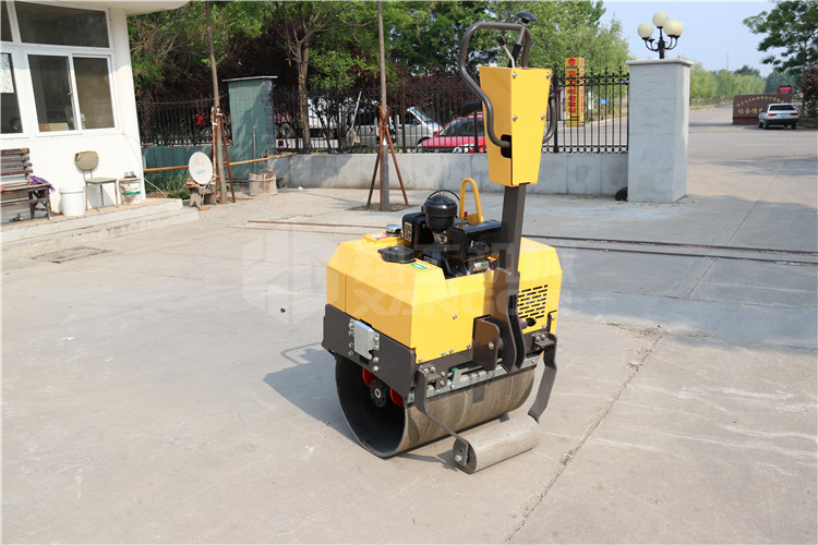 引起小型壓路機(jī)價(jià)格不穩(wěn)定的原因是什么原因呢？